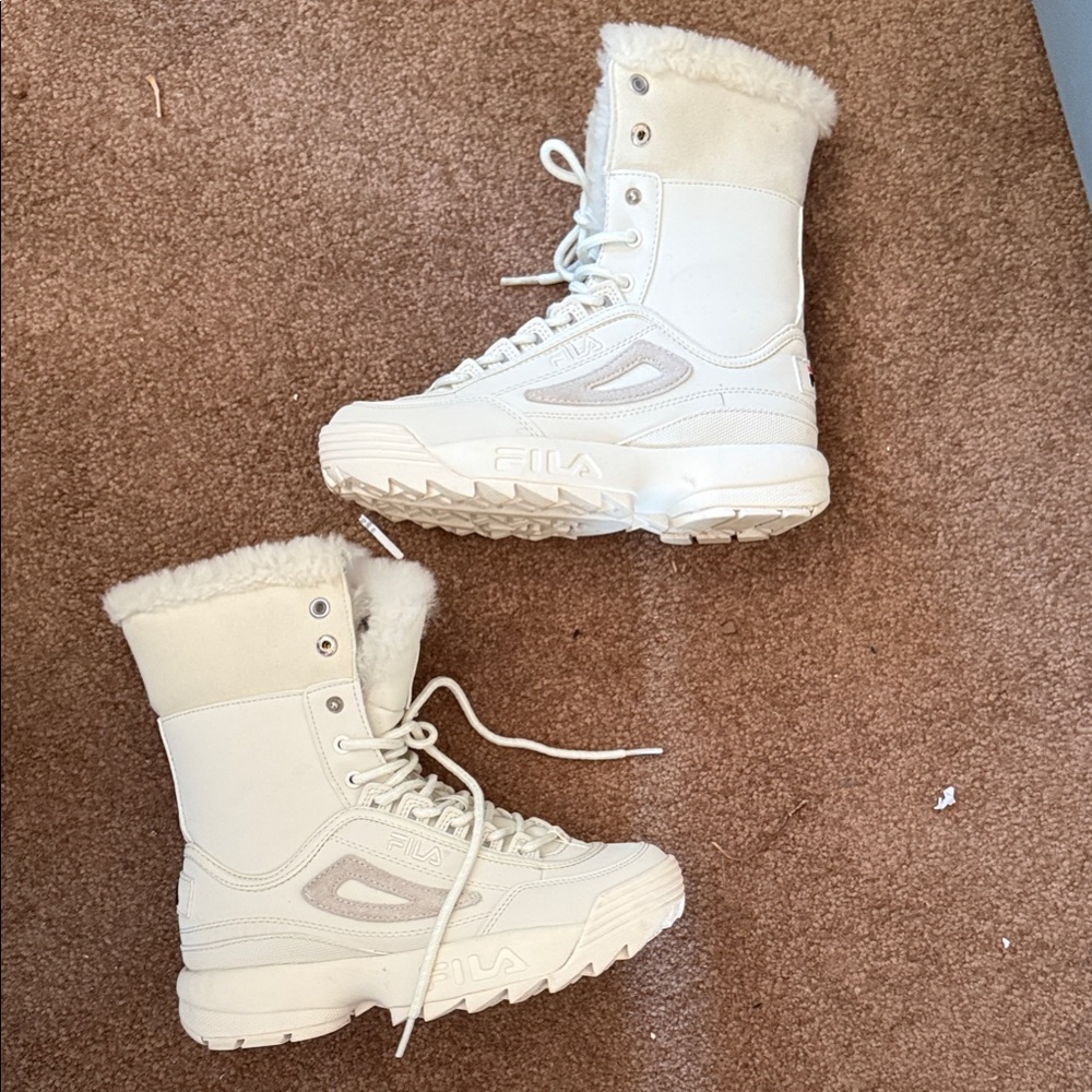 Fila Women's White Winter Boots